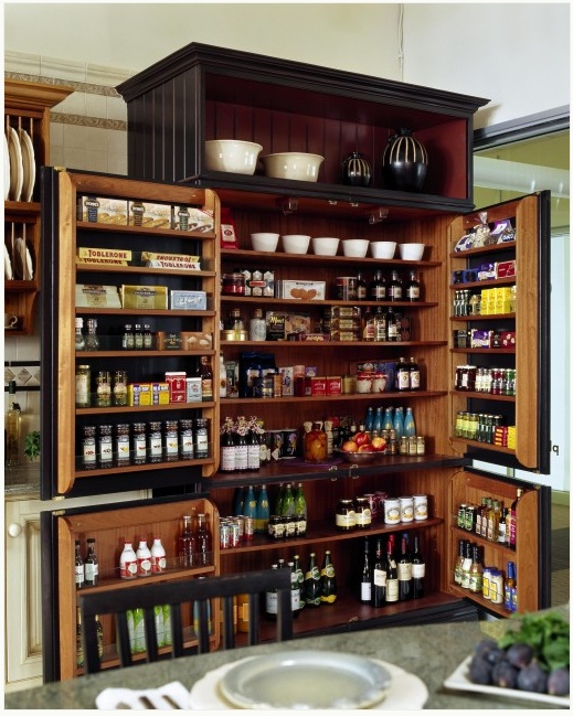 Organized Kitchen Pantry