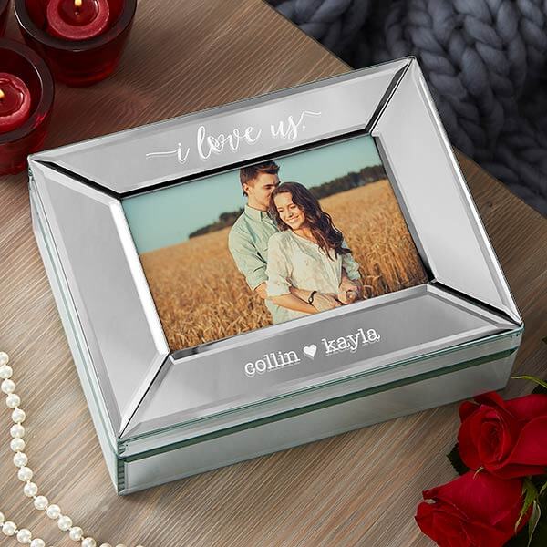 Engagement Gifts: Photo Keepsake Box