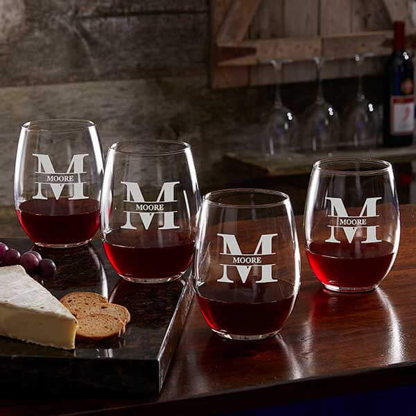 engraved wedding gifts with wine glasses