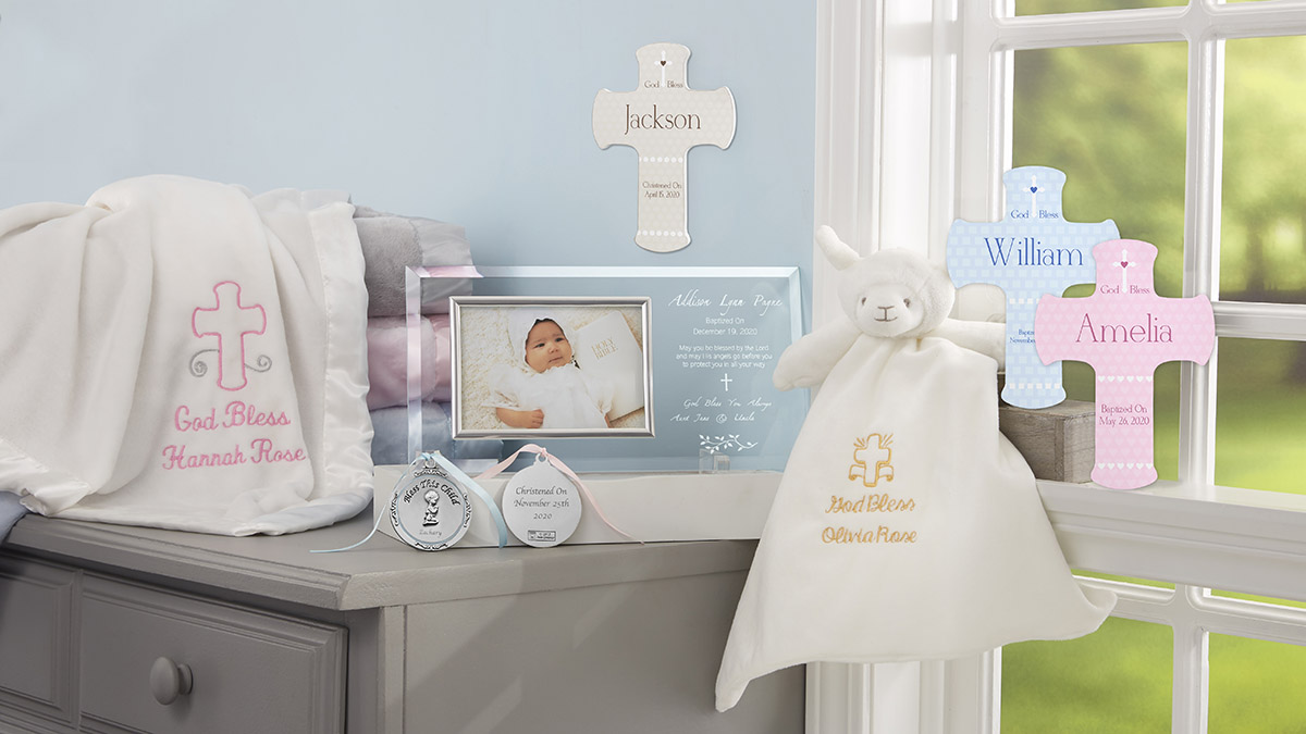 what to write in a baptism card gifts in room